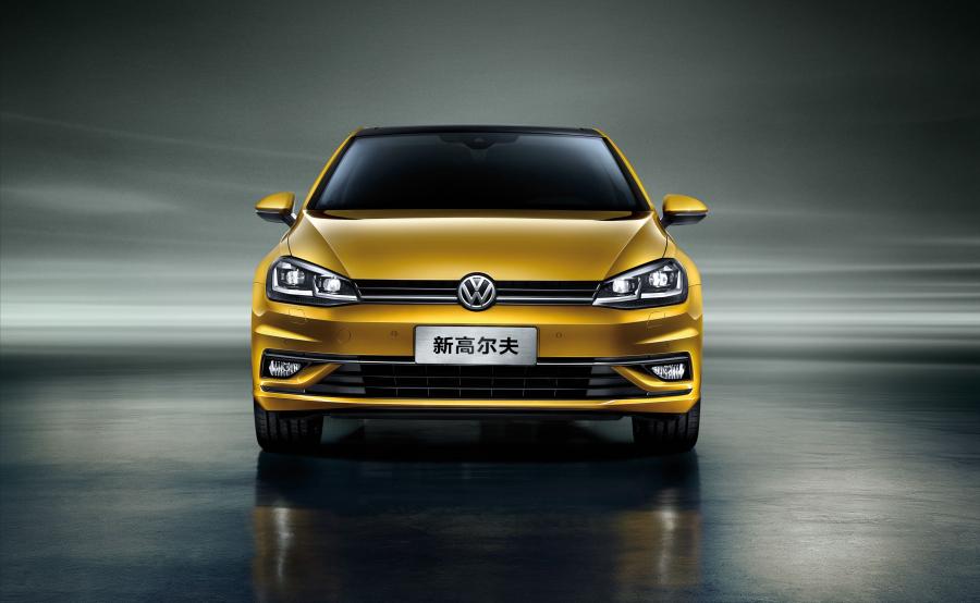  Volkswagen Golf 280 TSI 5-Door (Typ 5G) 2017 года  (CN) (фото 9 из 23)